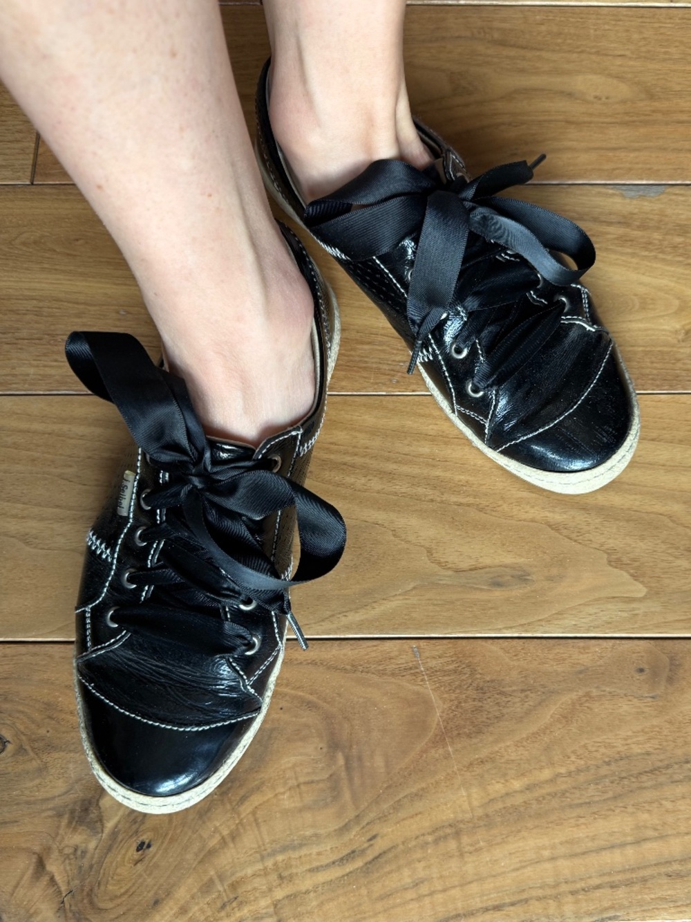 Josef Seibel Black Patent Leather Sneakers EU 40/US 9 Satin Ribbon Lace